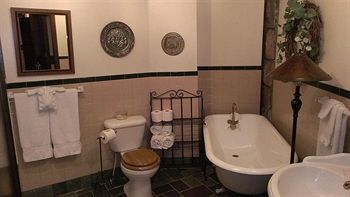 Stone Chalet B&B Inn And Event Center Ανν Άρμπορ Εξωτερικό φωτογραφία